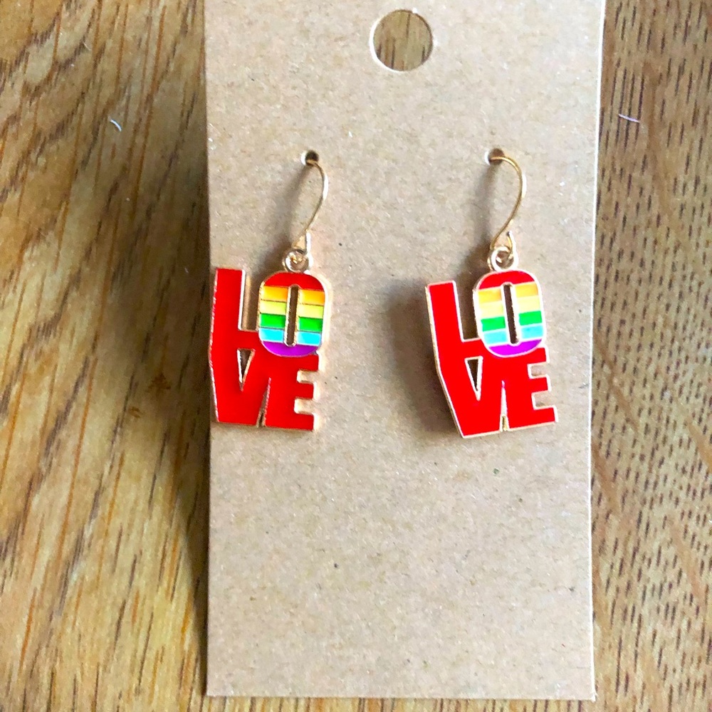 LOVE ❤️ EARRINGS. LGBTQ 🏳️‍🌈 RAINBOW 🌈